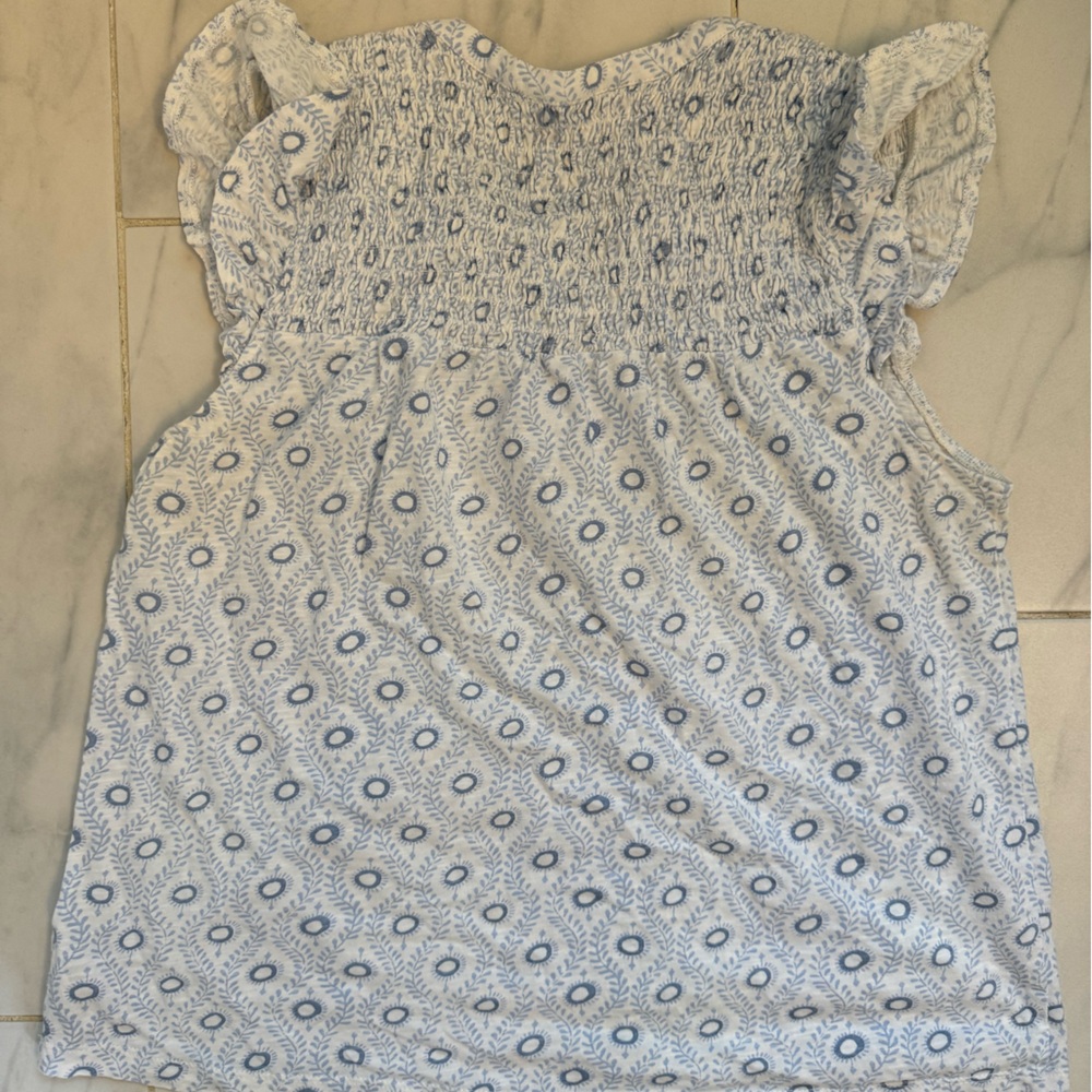 Lucky brand white and blue shirt size small - Picture 2 of 4